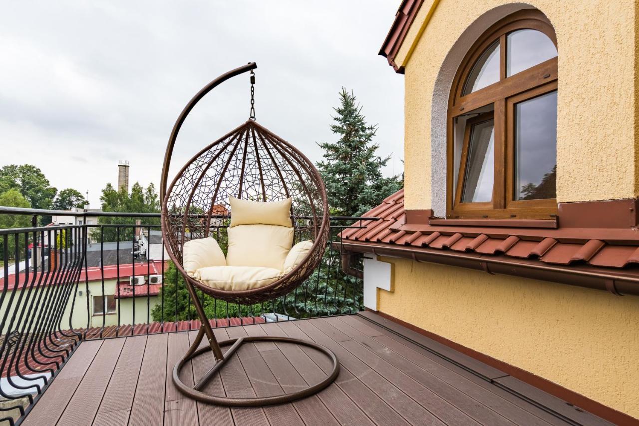 Pokoje Goscinne Przy Rynku Dąbrówno Buitenkant foto